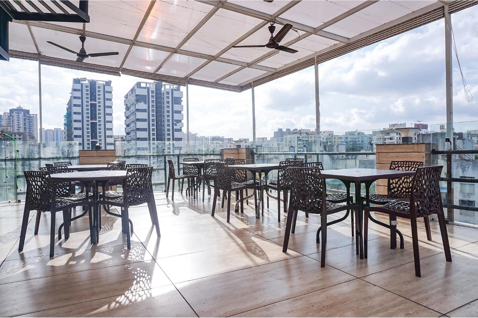 Fabhotel Atithi Regency ปูเน่ ภายนอก รูปภาพ