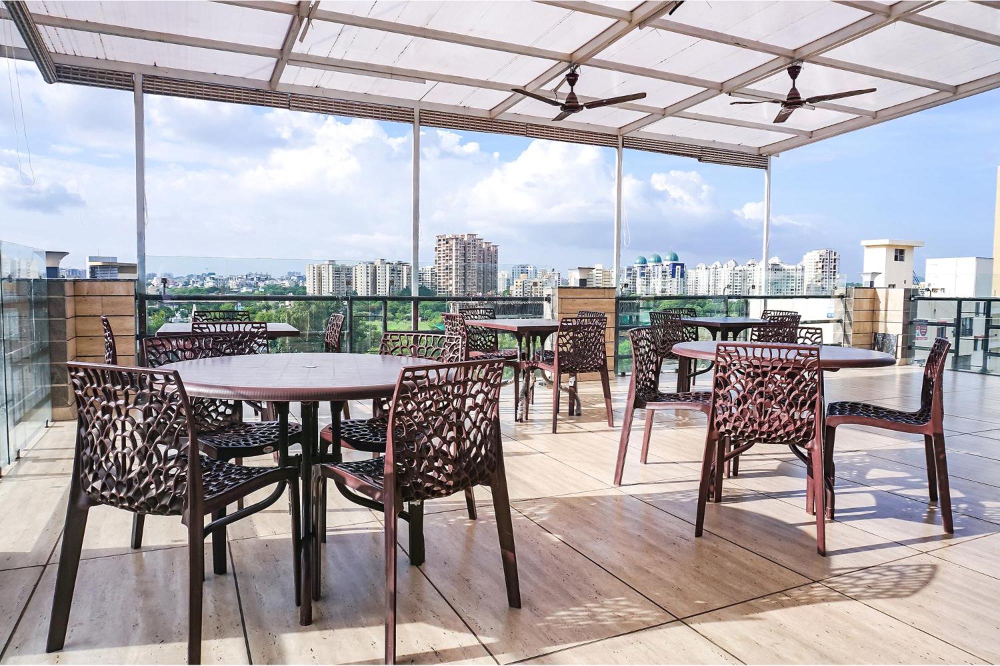 Fabhotel Atithi Regency ปูเน่ ภายนอก รูปภาพ